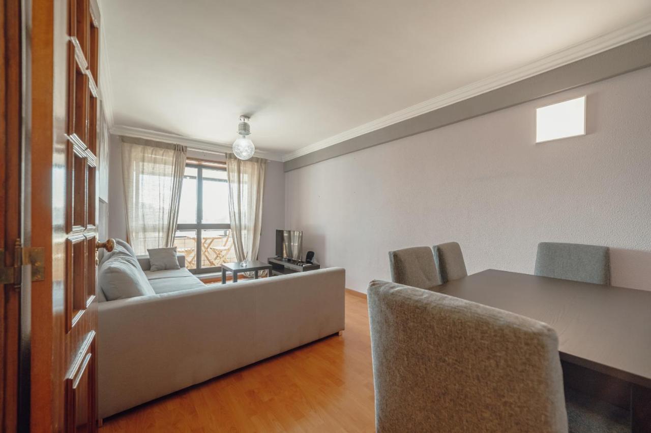 Matosinhos Seaside Apartment By Vacationy ภายนอก รูปภาพ